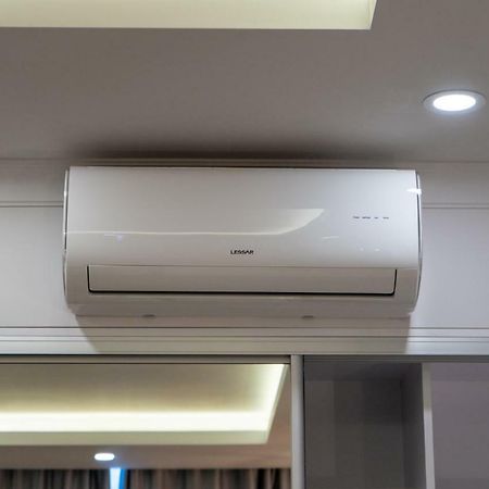 Gagarin Studio Apartment Odessa Ngoại thất bức ảnh