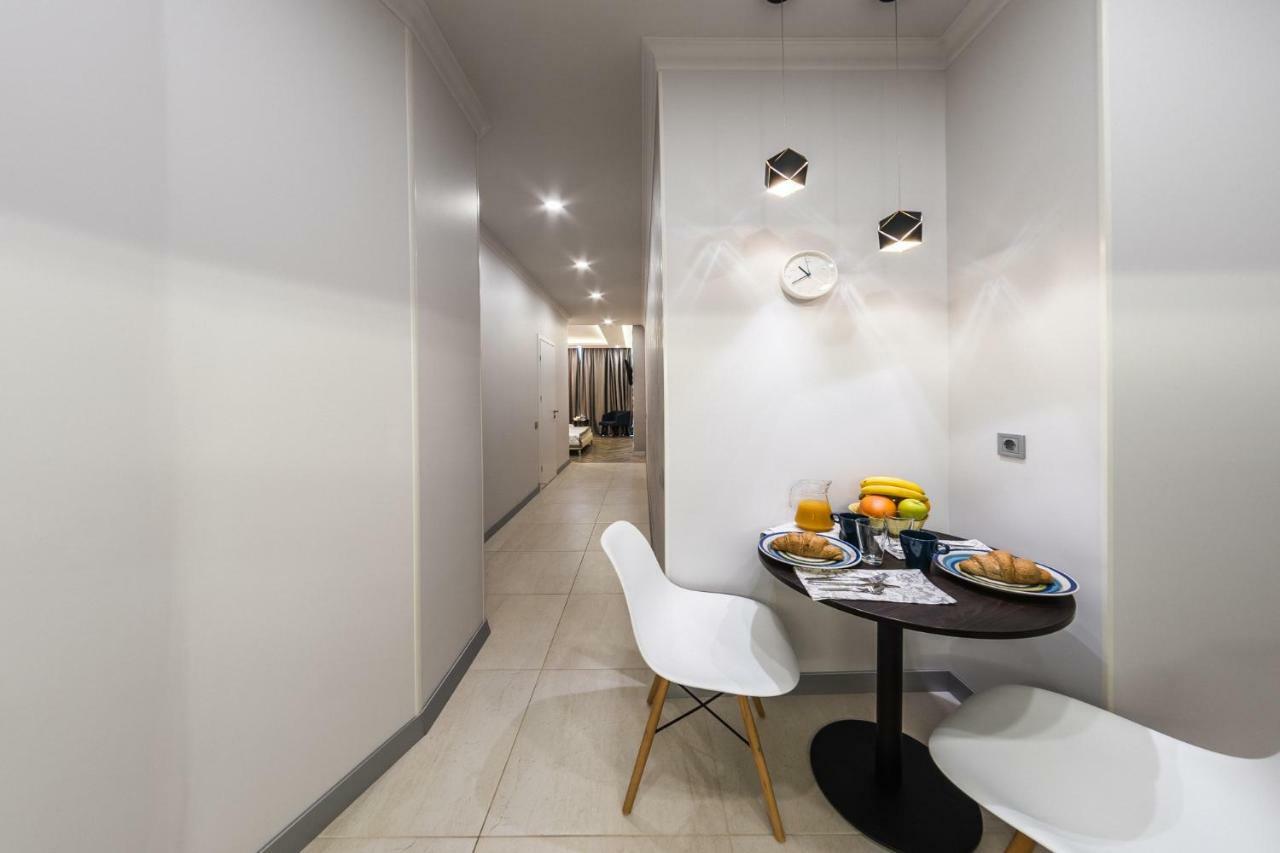 Gagarin Studio Apartment Odessa Ngoại thất bức ảnh